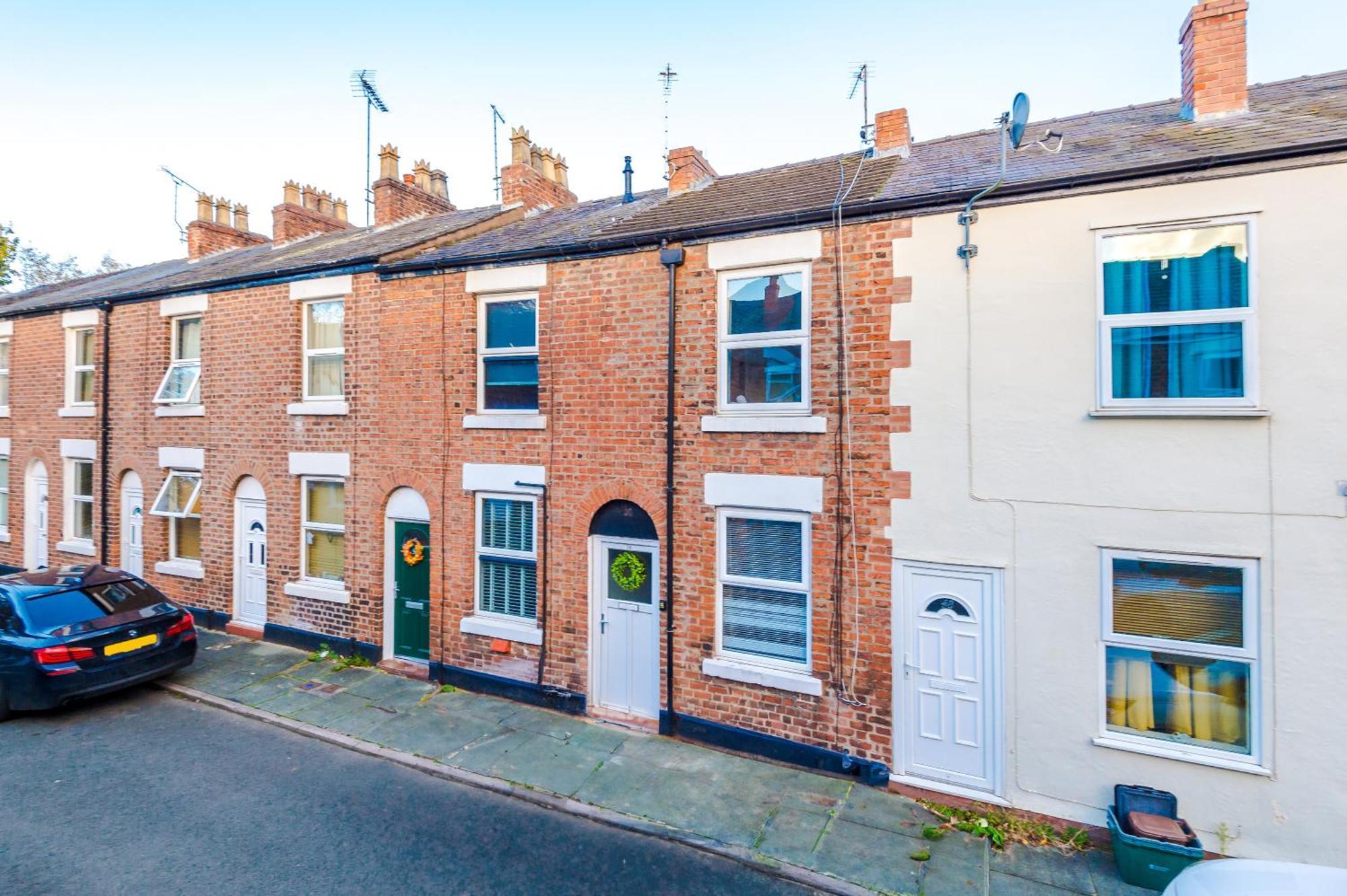 New! Spacious 2-Bed Home In Chester City-Centre By 53 Degrees Property, Ideal For Couples & Small Groups, Great Location - Sleeps 5 エクステリア 写真